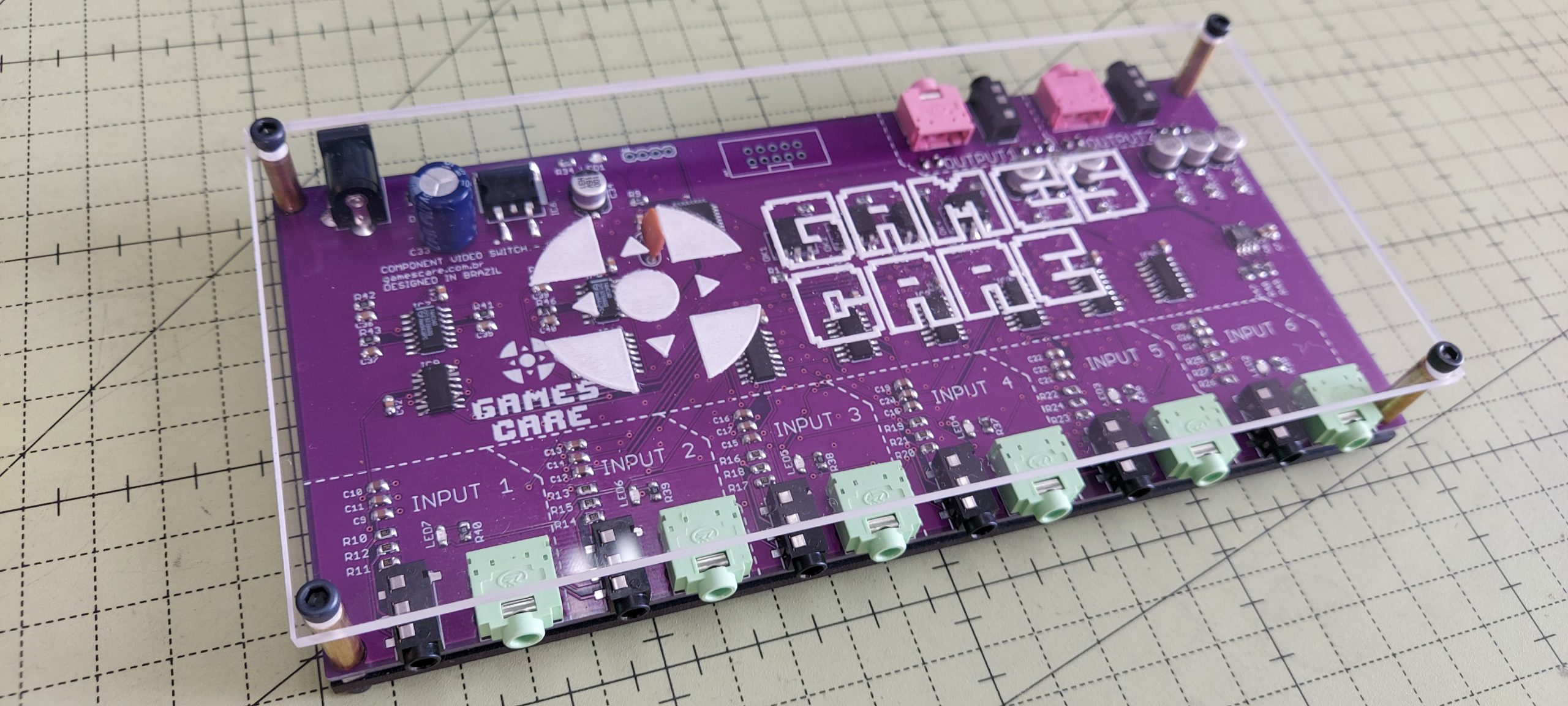 Nova placa da GamesCare! Hub de scart RGB, pro pessoal que necessita de 2  saidas Scart no setup, ideal pra quem tem mais de um equipamento de video,  e, By GamesCare